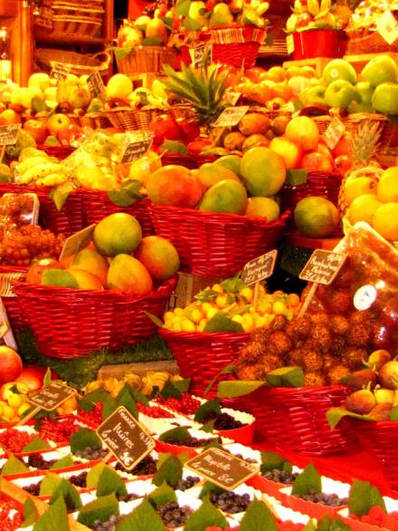 Esposizione di frutta da Hediard,  a Parigi - foto di Paola Cerana
