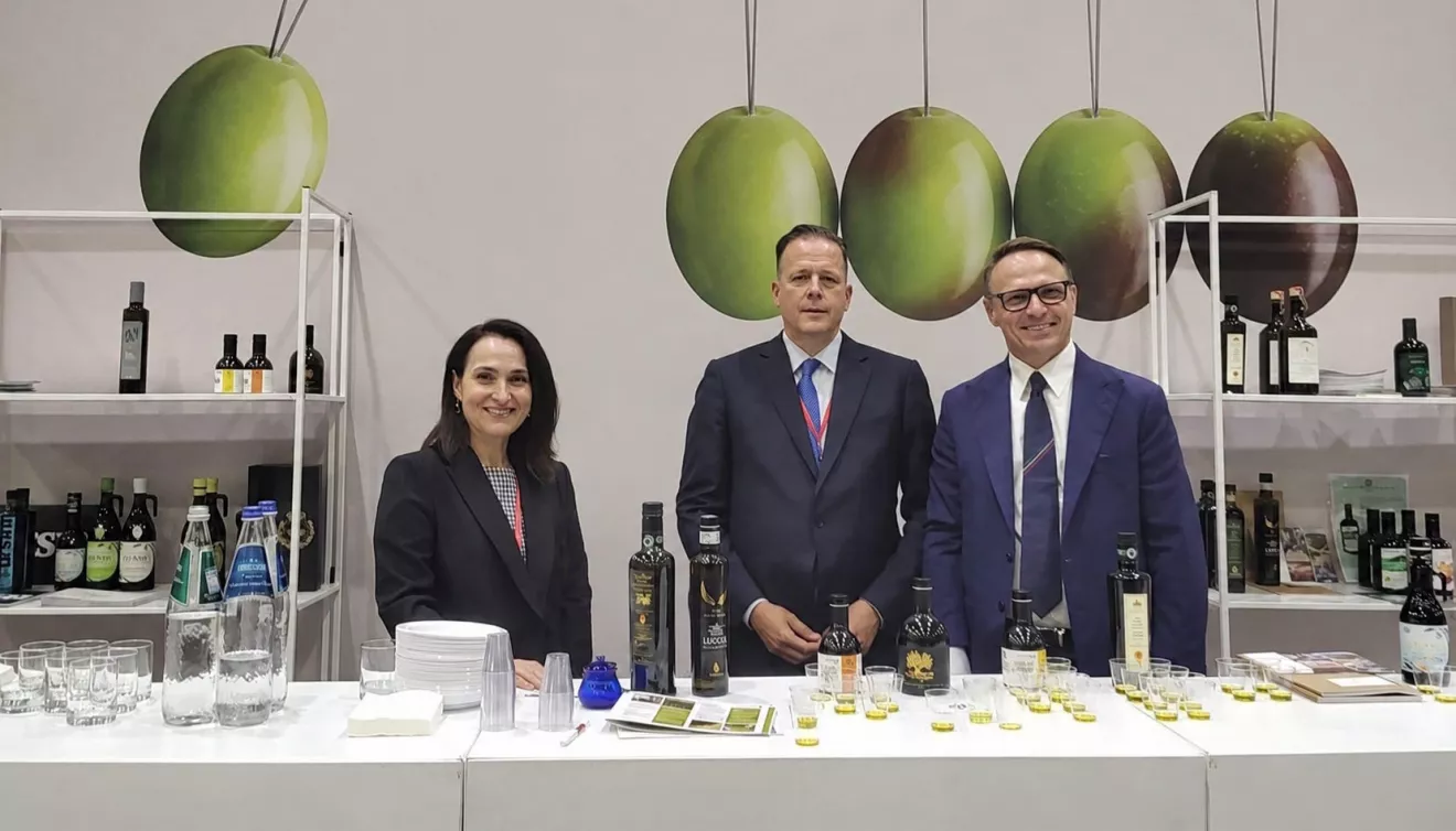 Stati Uniti, il mercato chiave per l'olio d'oliva italiano: SOL Expo a Vinitaly.USA 2026 apre le porte alle imprese