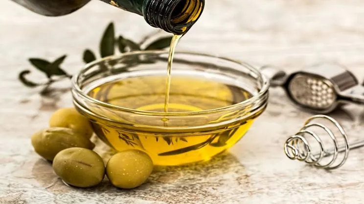 L'idrossitirosolo dell'olio extravergine d'oliva contro l'invecchiamento del cervello