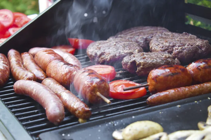 La legna perfetta per il barbecue di Ferragosto