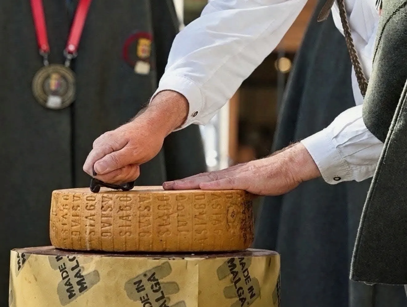 L’Asiago DOP Prodotto della Montagna è il formaggio più prezioso d’Italia