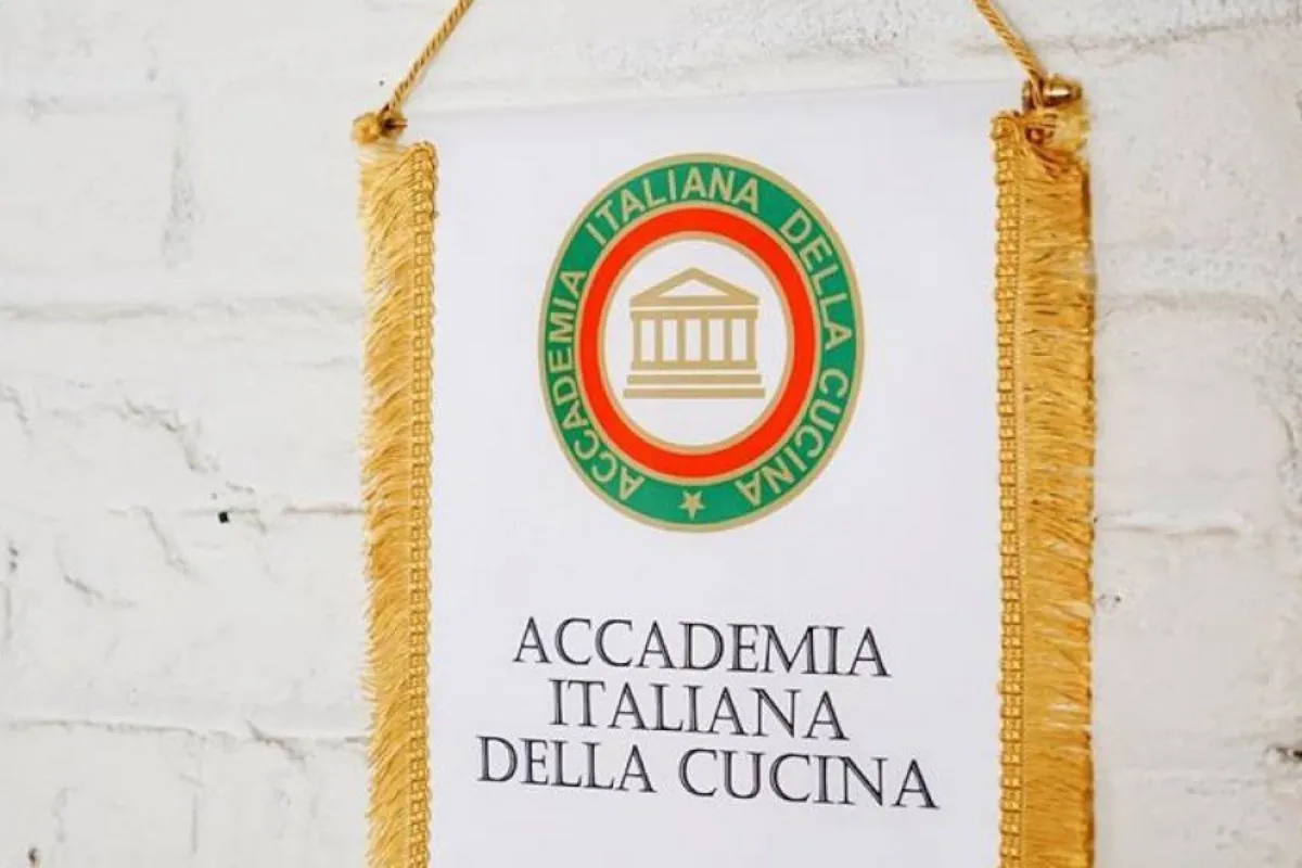Pasquale Di Lena, storico collaboratore di Teatro Naturale, premiato dall'Accademia della Cucina Italiana