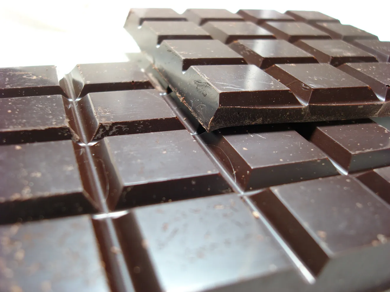 Il cioccolato fondente è un alleato per cuore e fegato