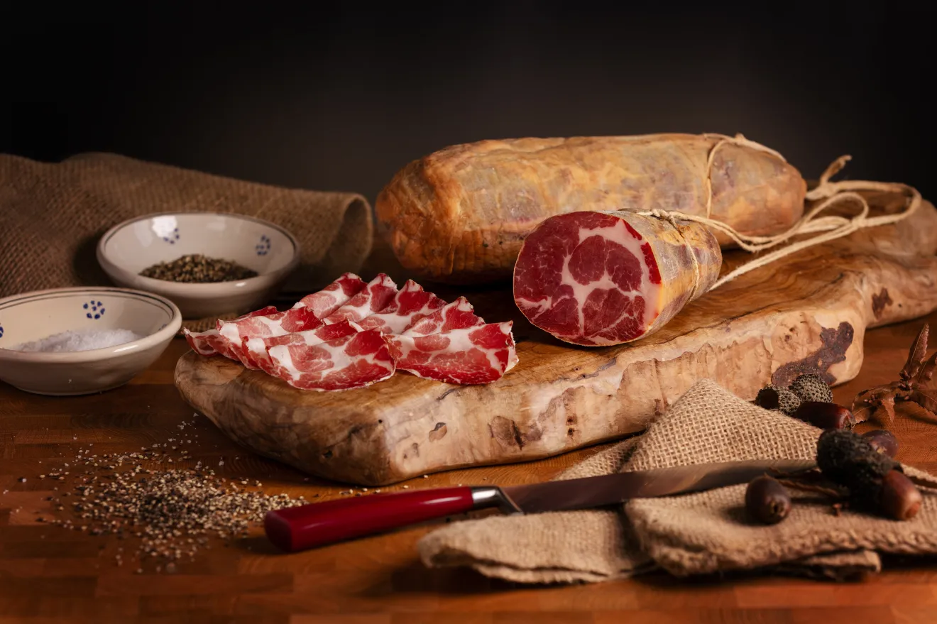 Capocollo di Martina Franca diventa IGP. Lollobrigida: l'Italia rafforza la leadership europea delle certificazioni 