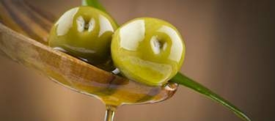 L'oleocantale dell'olio extra vergine d'oliva contro il cancro alla pelle