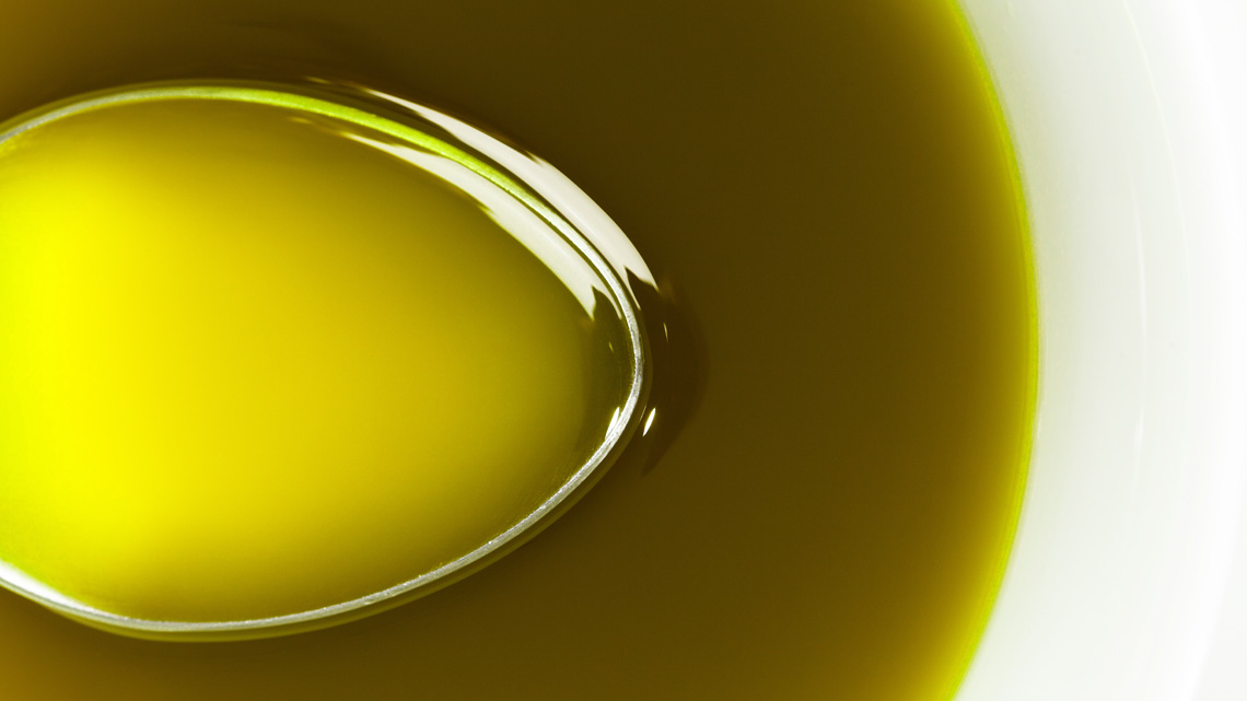 Vendite record per l'olio extra vergine spagnolo ma il prezzo cala