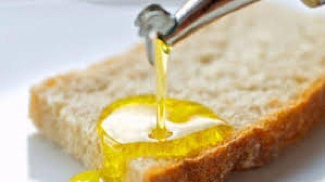 Pane e olio non è solo tradizione ma gusto e cultura