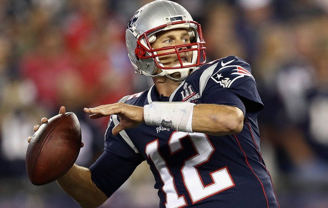 Il quarterback californiano Tom Brady testimonial delle virtù dell'olio extra vergine d'oliva