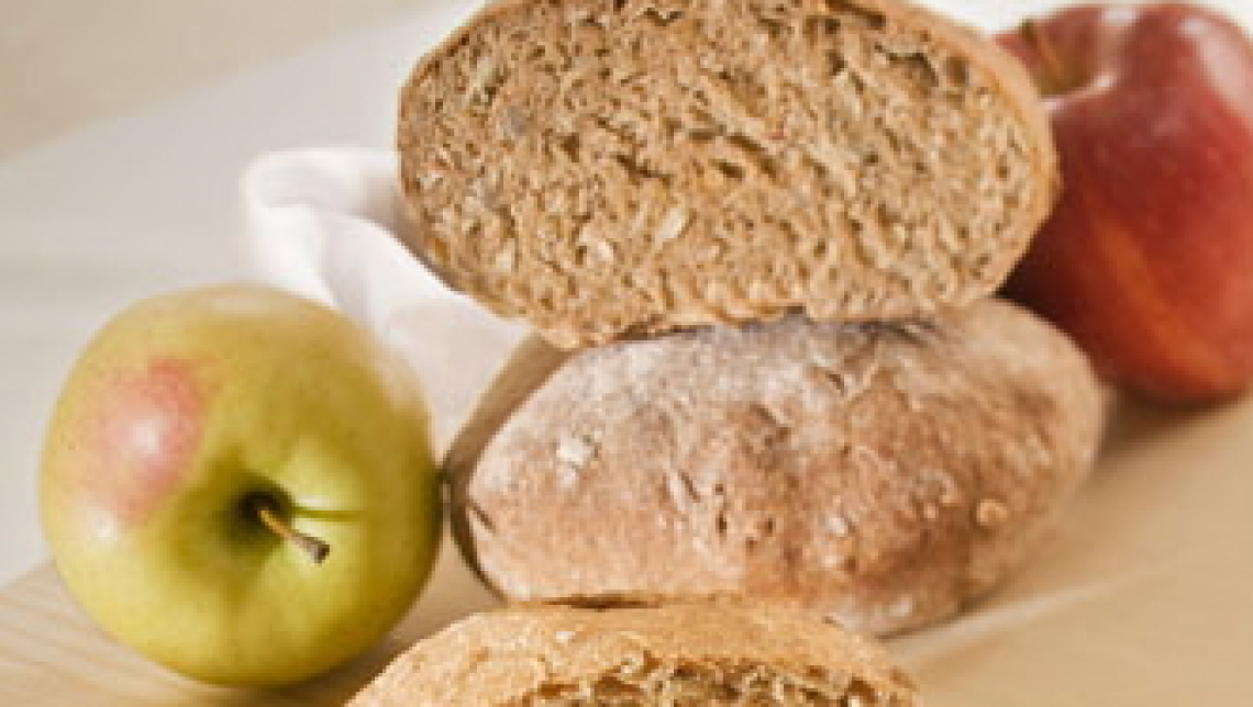 Gli scarti di mela per produrre un pane duraturo e salutare