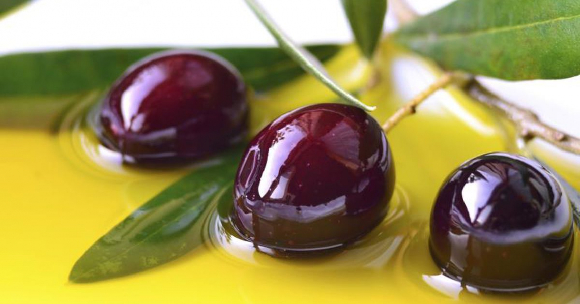 I benefici dell'olio extra vergine di oliva contro la colite ulcerosa