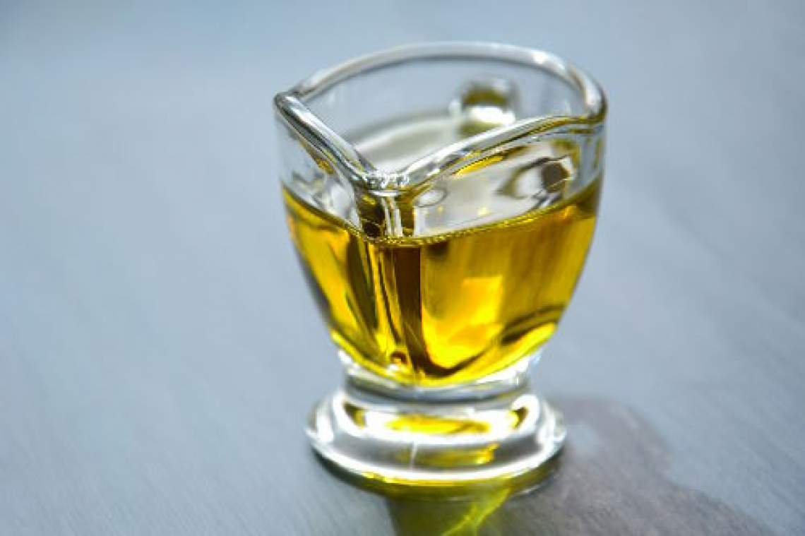 Olio di oliva: stabili i prezzi in Italia, in altalena in Spagna