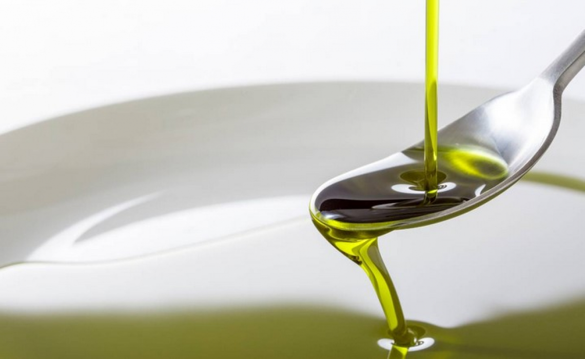 L'amaro e il piccante dell'olio extra vergine d'oliva possono sparire se abbinati ad alcuni cibi