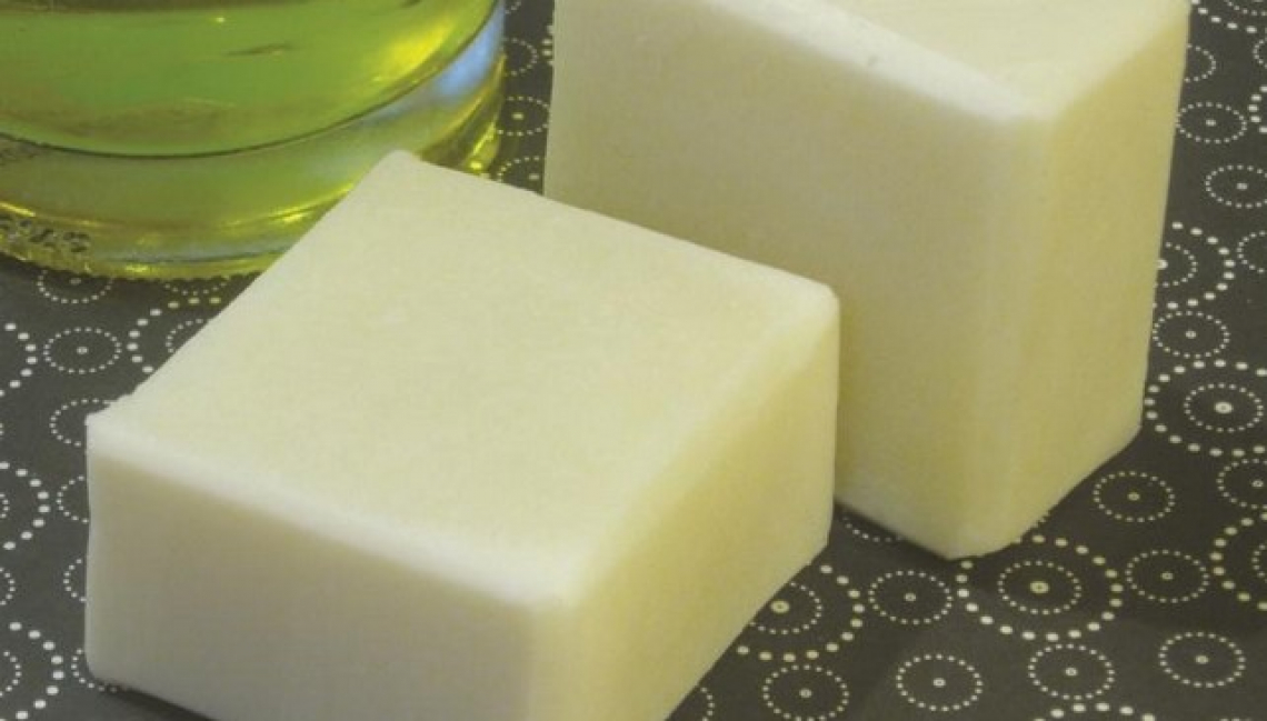 Il sapone all'olio d'oliva ha sicuramente più di 1200 anni