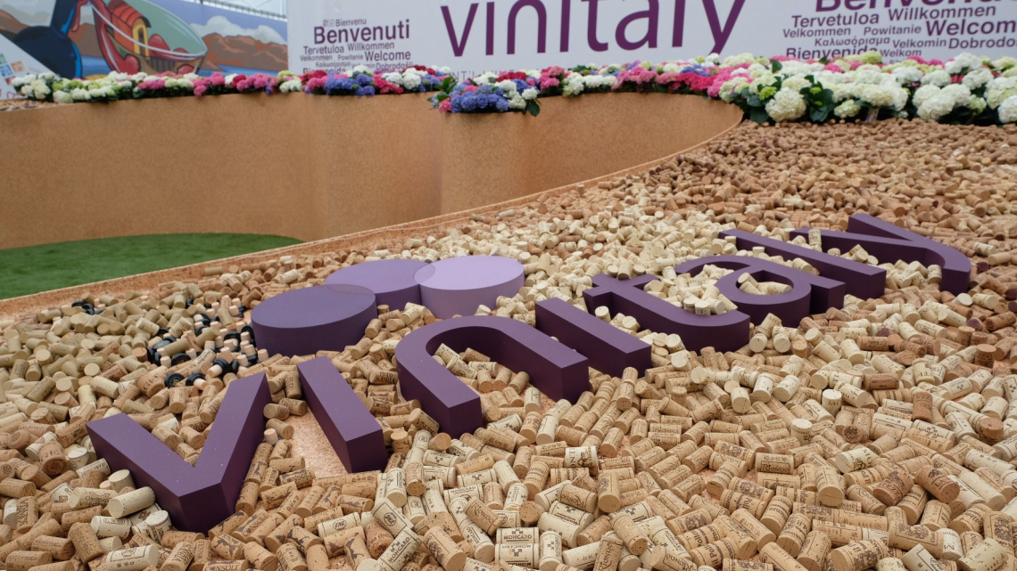 Vinitaly: a giugno maratona di eventi in presenza segnano ripartenza vino italiano