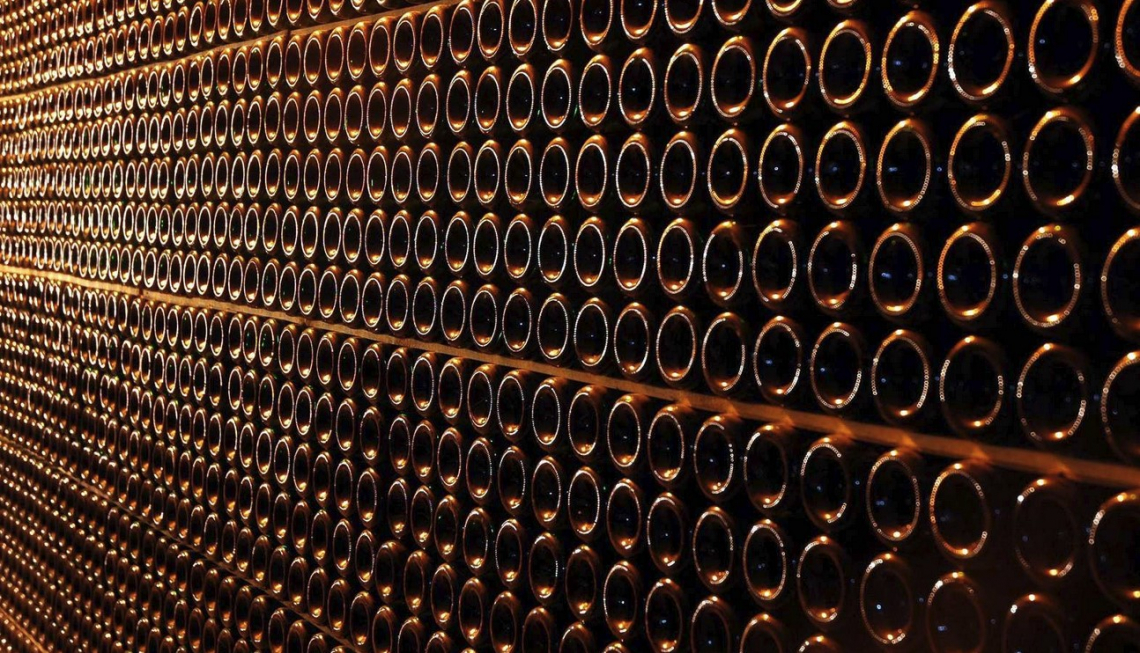 Diminuiscono le giacenze di vini Doc e Docg in Italia ma gli stock totali valgono più di una vendemmia