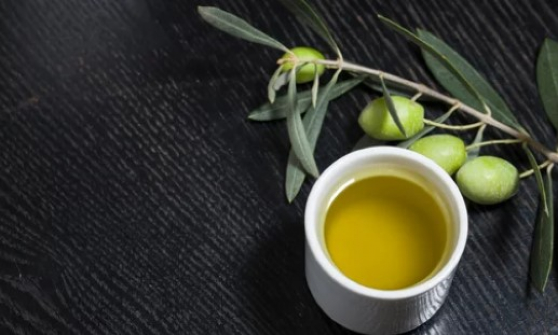 Considerare tuti i parametri dell'olio extra vergine d'oliva