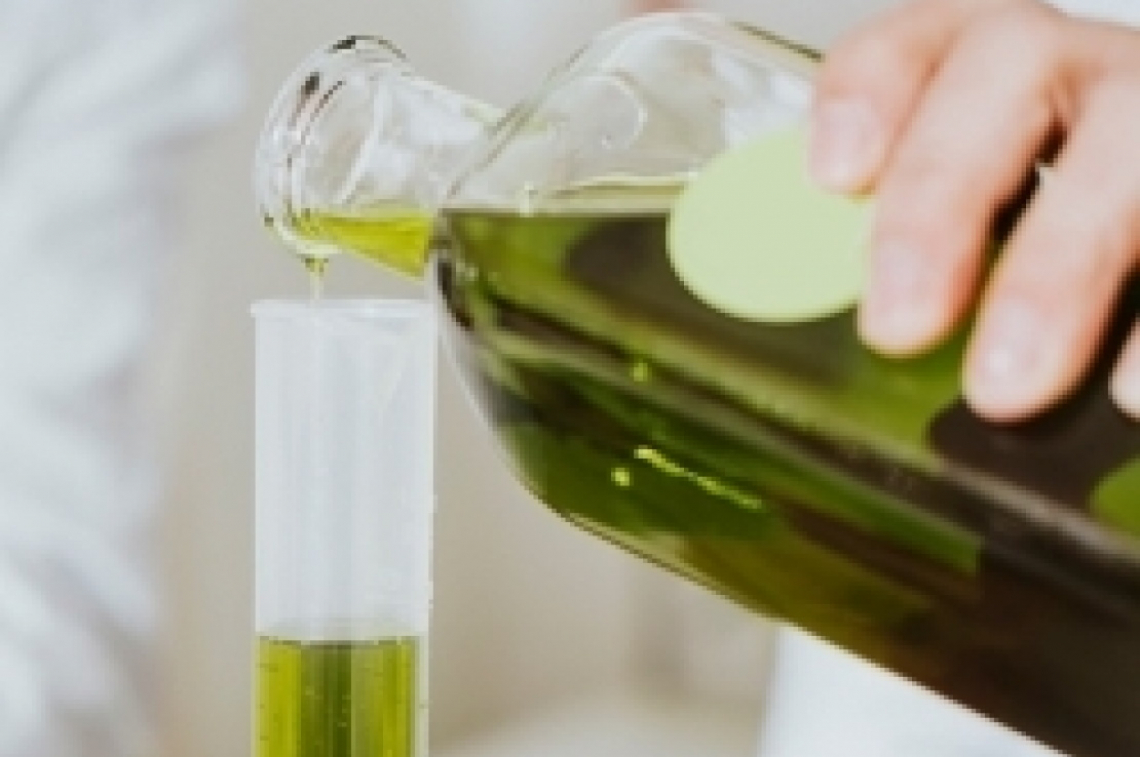 Dall’olio di oliva usato nascono nuove ecopitture