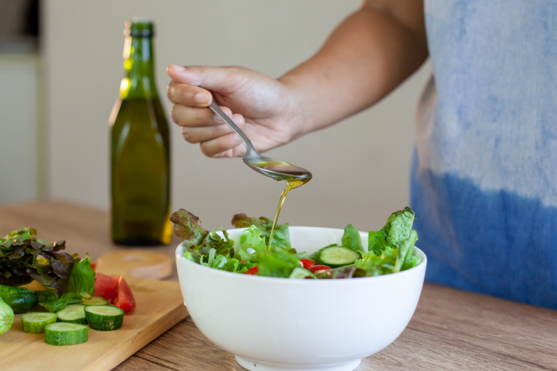 I benefici dell'olio di oliva contro l'invecchiamento