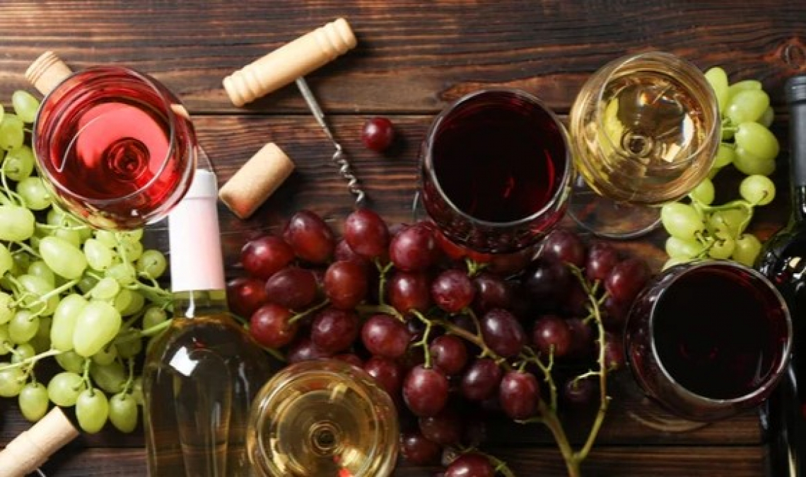 In Trentino Istituto Grappa E Consorzio Vini Trentino Insieme Per 