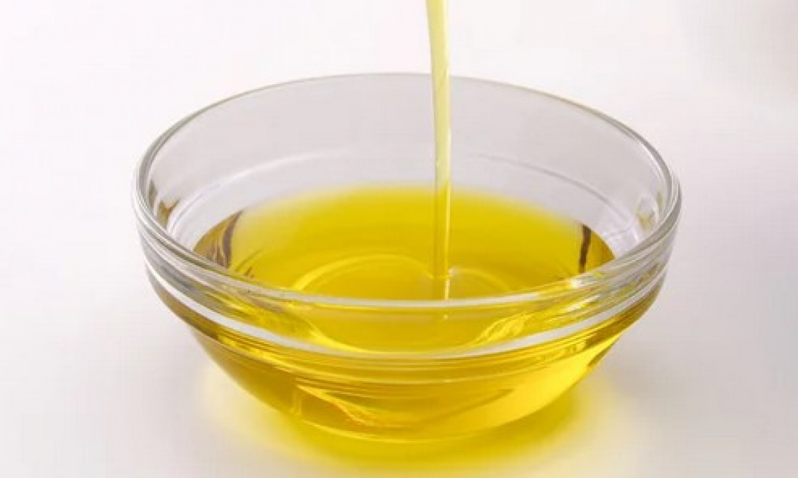 Olio di oliva sfuso: compromesse qualità e sicurezza sanitaria per il consumatore