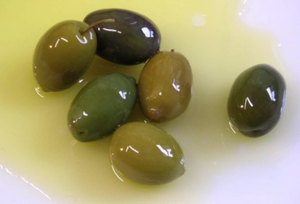 Salvaguardare la salute di chi cucina grazie all’olio di oliva