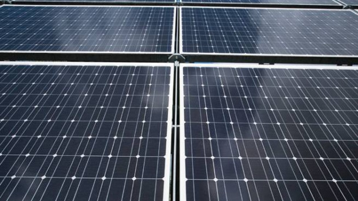 Per il fotovoltaico piccolo non è bello né efficiente