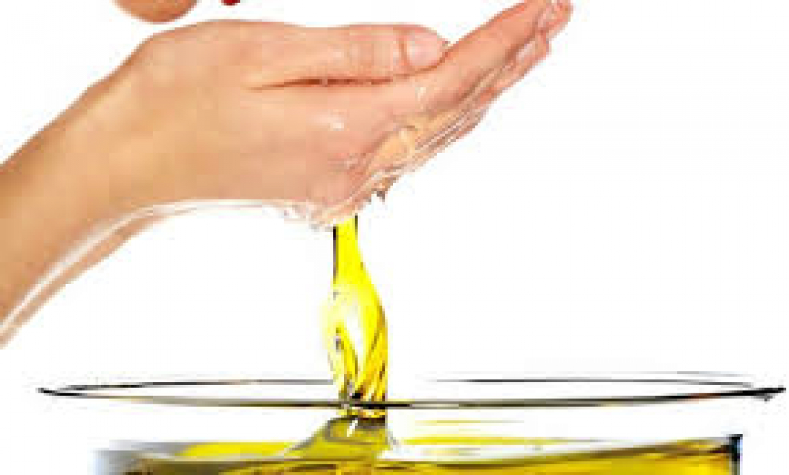 I benefici dell'olio d'oliva per la cura della persona