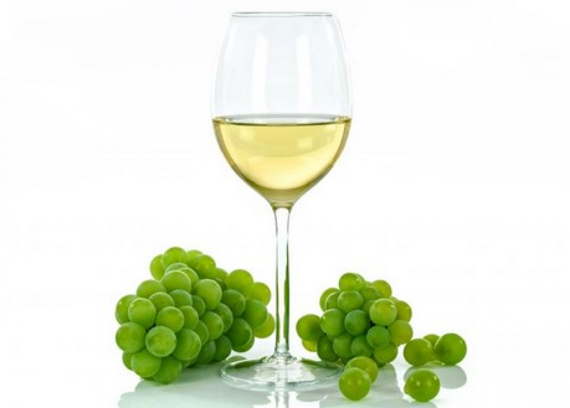 L'impatto sensoriale di diversi livelli e combinazioni di esteri e tioli volatili nei vini Chardonnay