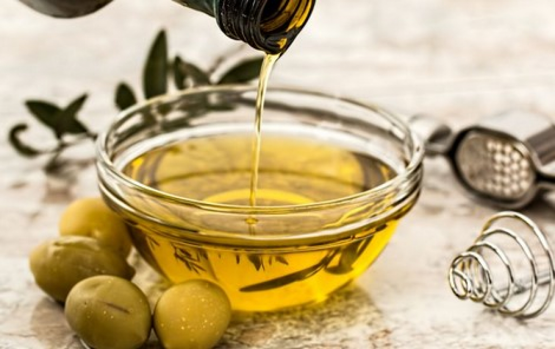Crollano le vendite di olio di oliva in Spagna nel 2023