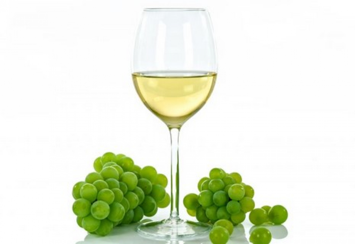 L’effetto di diversi prodotti bentonitici sull’affinamento del vino bianco