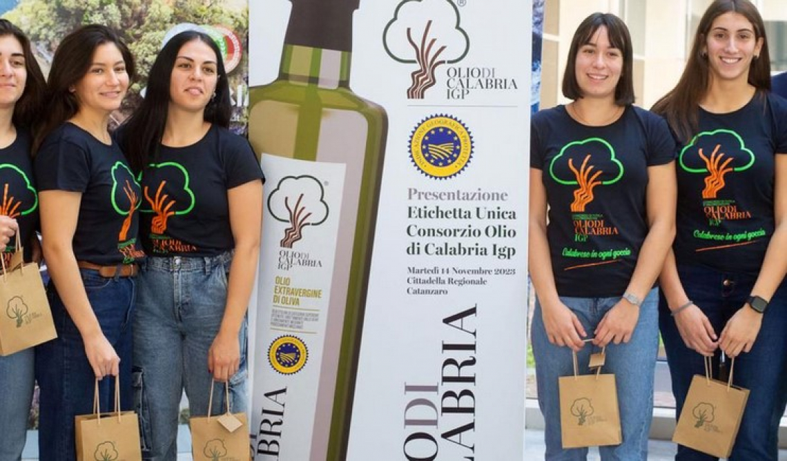 L'olio extra vergine di oliva Igp Calabria ha un nuovo logo