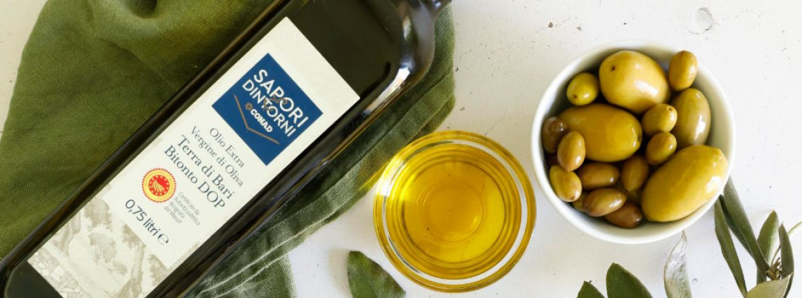 Sempre più olio extra vergine di oliva italiano, premium e super premium sugli scaffali del supermercato