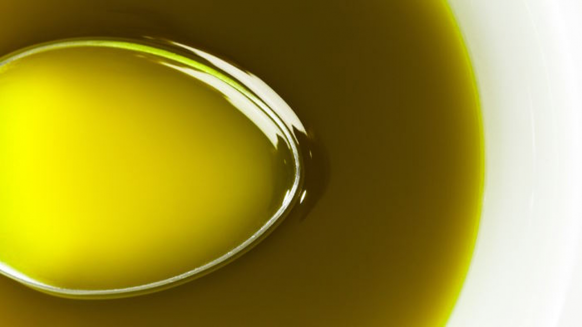 Ecco la molecola che può far scoprire le miscele di olio extra vergine di oliva vecchio con olio nuovo