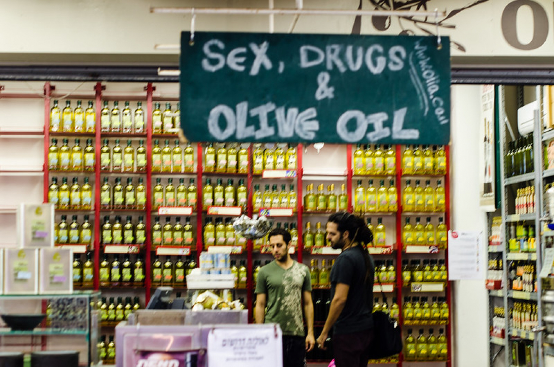 Le offerte più convenienti sull’olio extra vergine di oliva al supermercato: meno di 7 euro per l’olio extra vergine di oliva italiano?
