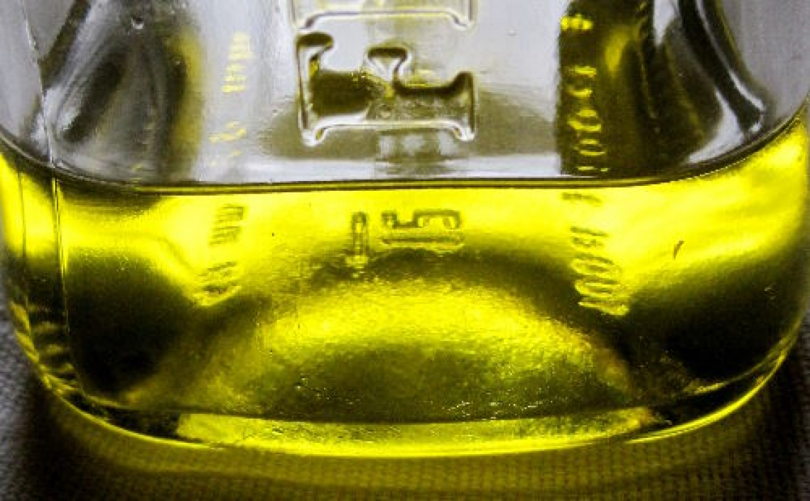 Record di vendite di olio di oliva italiano a marzo: 19 mila tonnellate