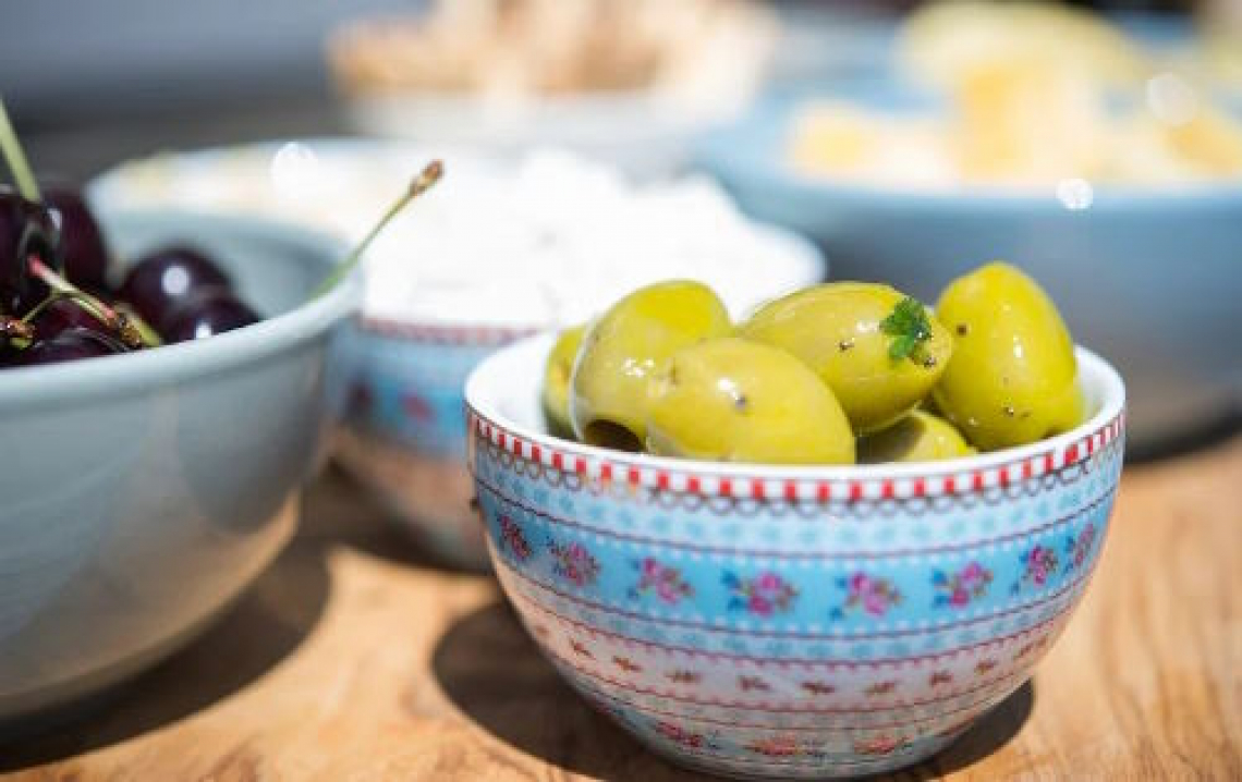 Non è solo un'oliva: bartender e ricercatori per l'abbinamento cocktail e olive da tavola