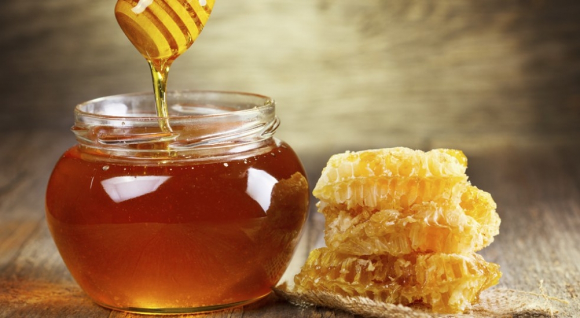 Origine obbligatoria sulle etichette del miele per salvare l'apicoltura europea