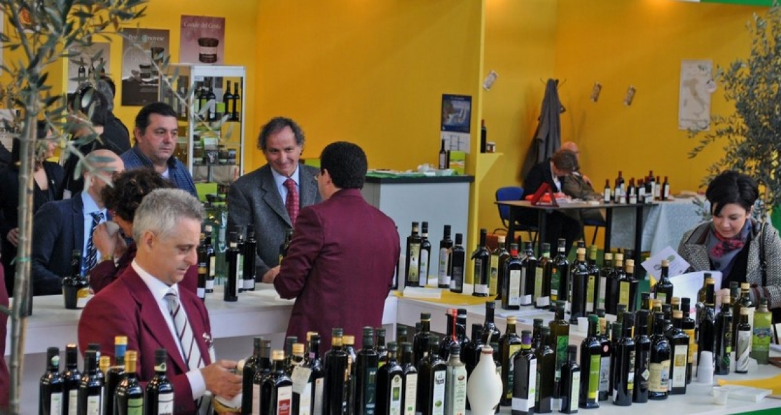 Olio Capitale in piazza a fine maggio