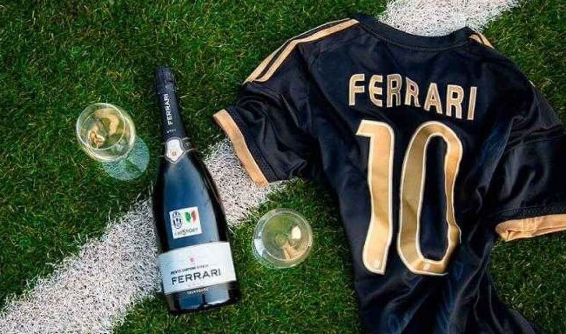 Bollicine Trento Doc Lunelli per celebrare lo scudetto della Juventus