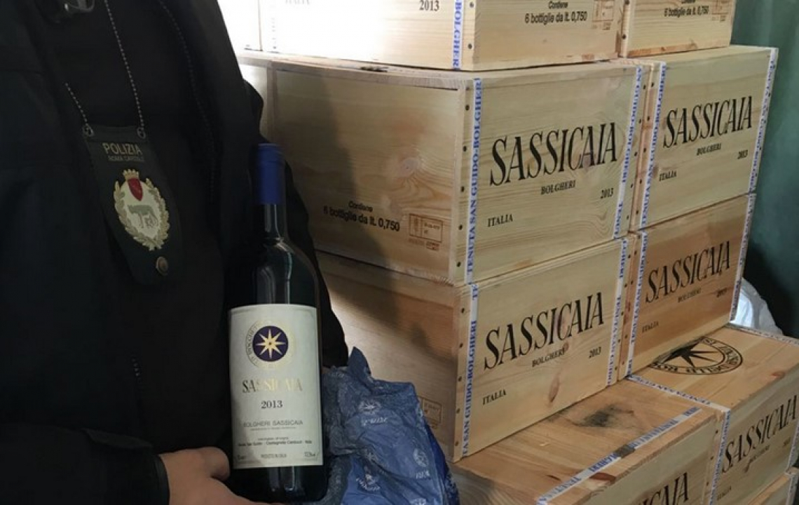 Un giro d'affari da 400 mila euro al mese per il finto Sassicaia