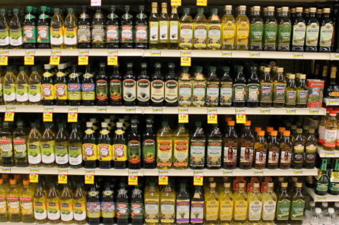 Olio extra vergine d'oliva a 1,99 euro al litro: ora basta, fermiamo lo scempio!