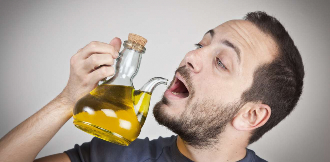 L'olio di oliva ozonizzato è utile per combattere la carie dentale