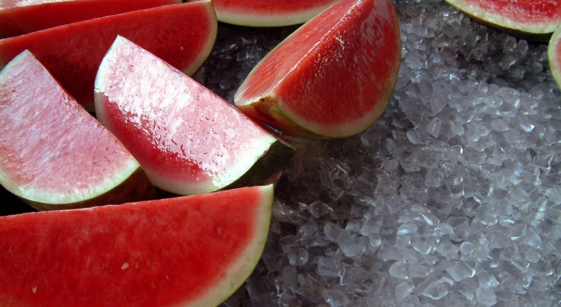 Difendersi dal caldo mangiando frutta e verdura, scegliendola con cura