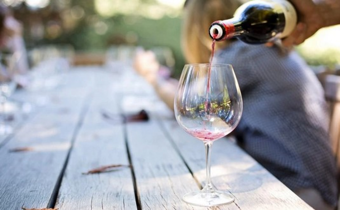 Un bicchiere di vino a cena ha minori rischi di sviluppare il diabete di tipo2
