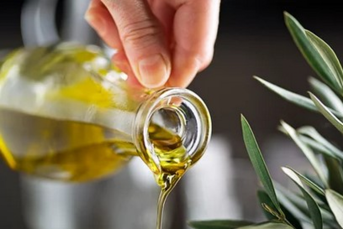 Ritmo sostenuto per le vendite di olio extra vergine di oliva italiano ad aprile