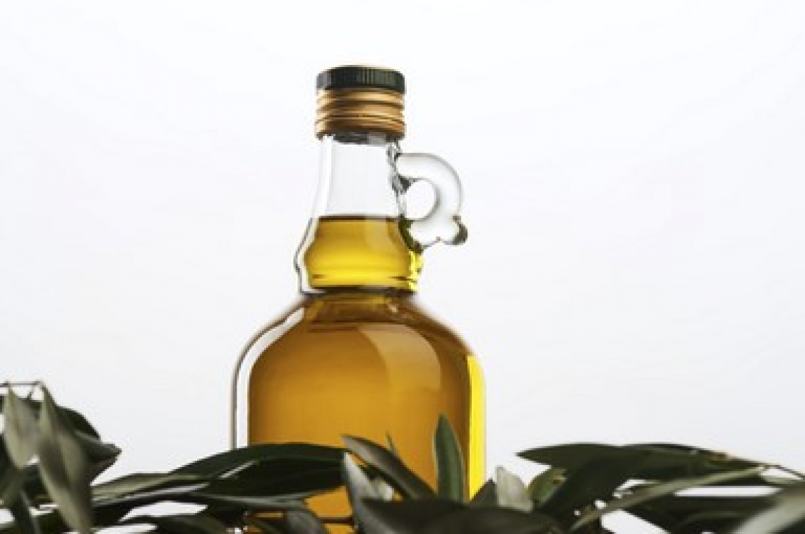 Un francobollo dedicato all'olio extra vergine di oliva