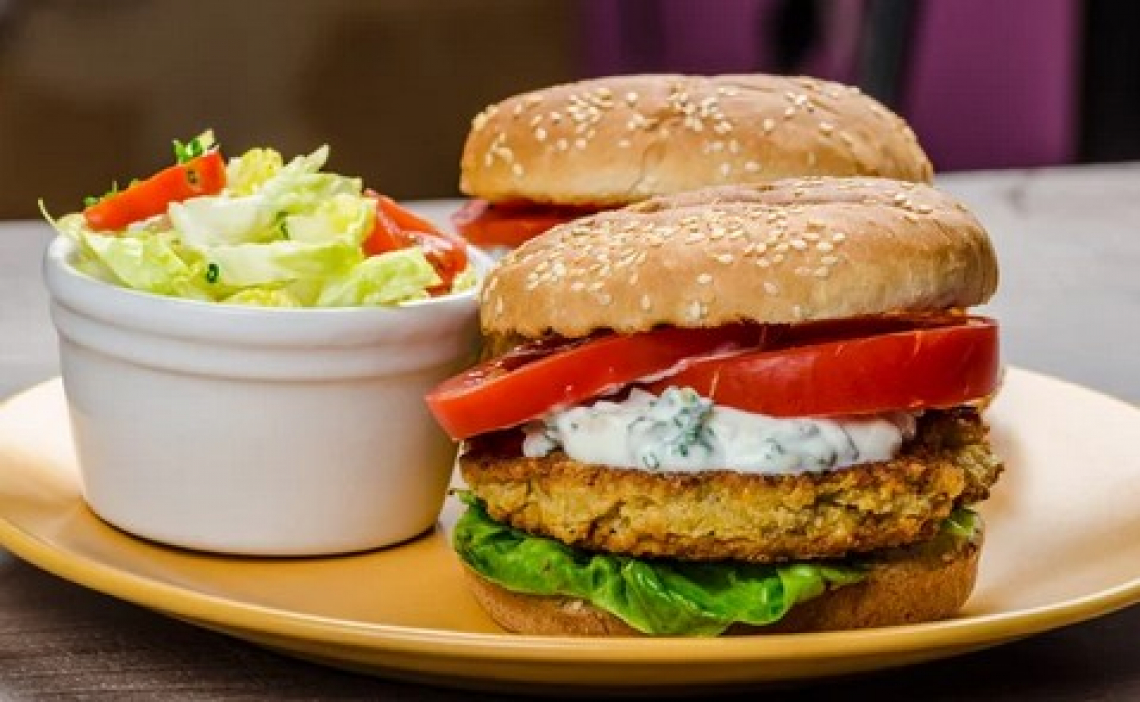 La bassa qualità nutrizionale in molti sostituti vegetariani della carne