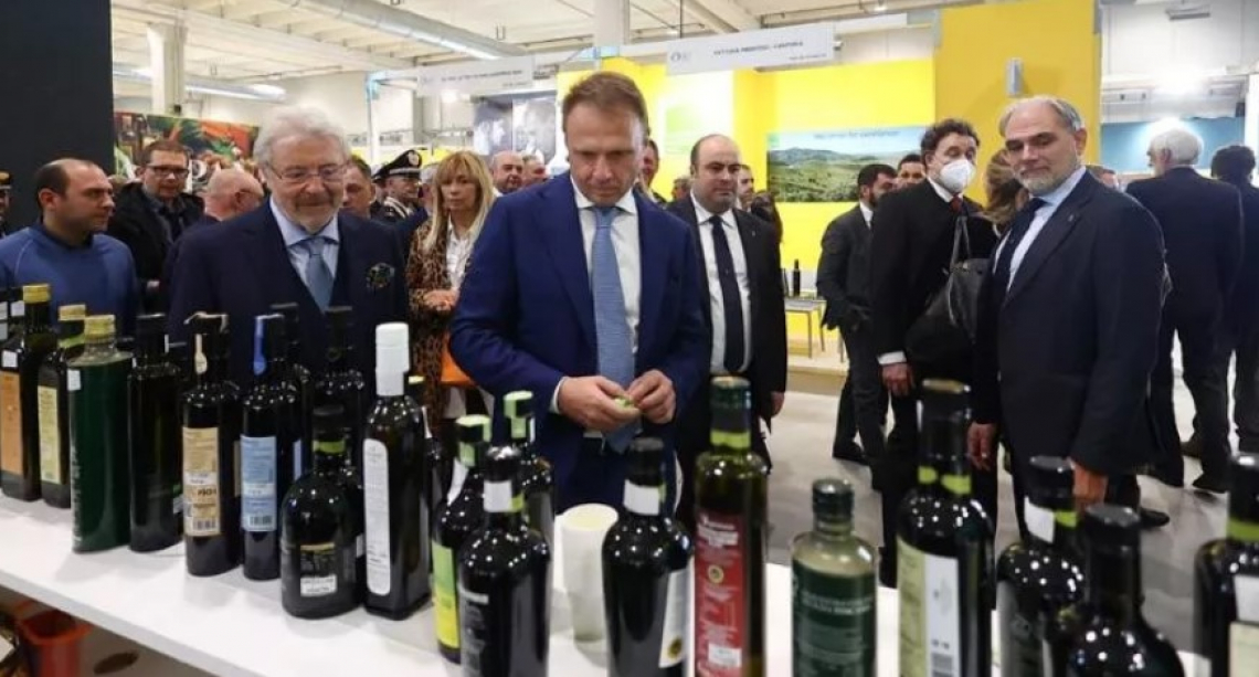 A Olio Capitale si torna a comprare il meglio della produzione olivicola nazionale