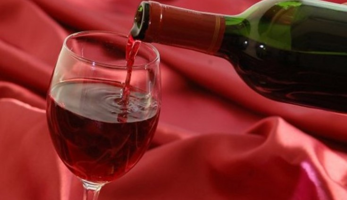 In calo le giacenze di vino italiano