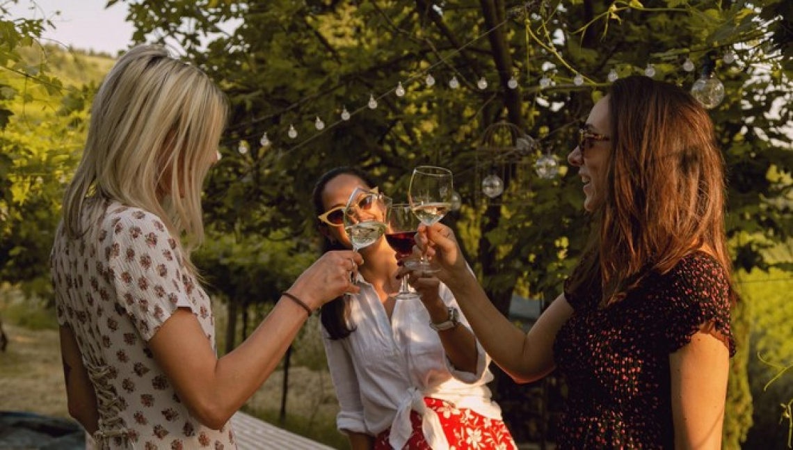 Chi visita la cantina poi acquista una bottiglia di vino